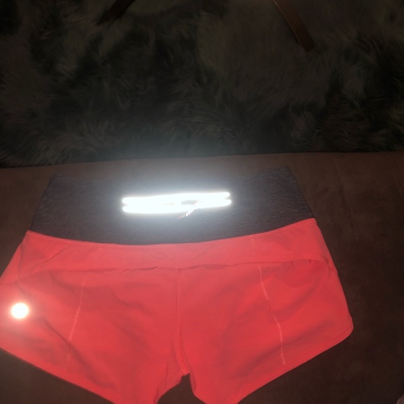 LULULEMON SPEED SHORT - Picture 2 of 3